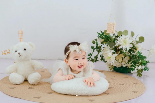 浙江宝宝多久会抬头